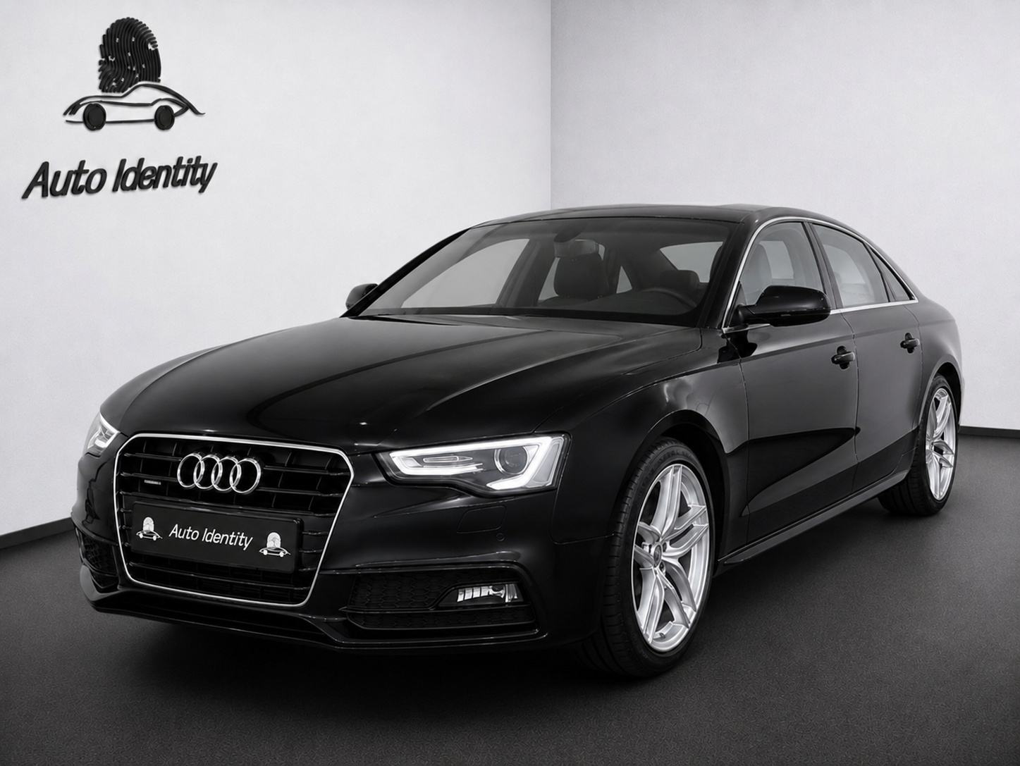 Audi A5 2.0 TDI quattro S line 2016 – rabljeni automobil Auto Identity